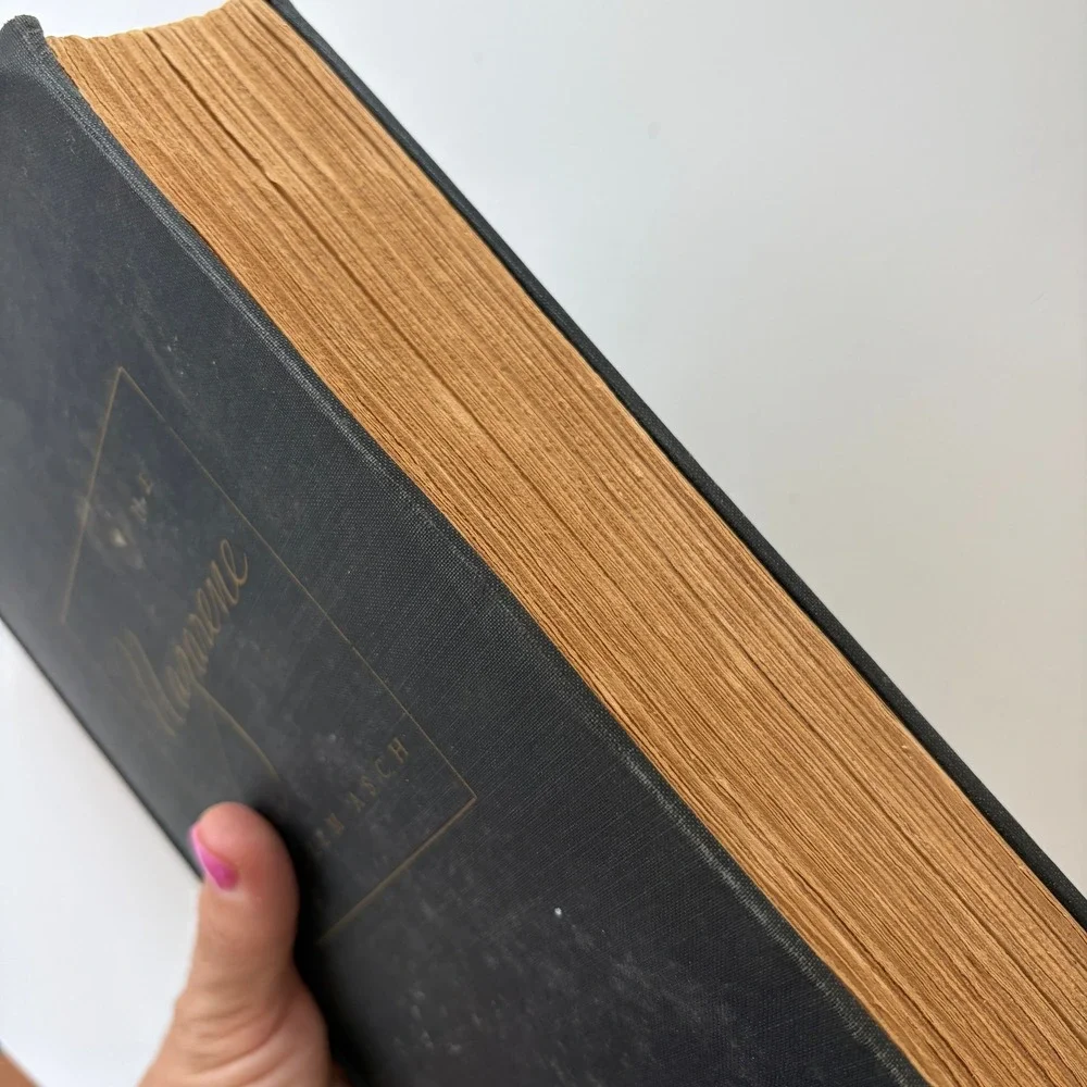 Vintage Black Decorative Books Set The Nazarene 1939 1000 Beautiful Things Gilt